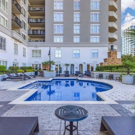 Spacious 2 Bed, 2 Bath Uptown Gem In The Heart Of The City-Parking-Wi-Fi-Balcony Cgv Charlotte Kültér fotó